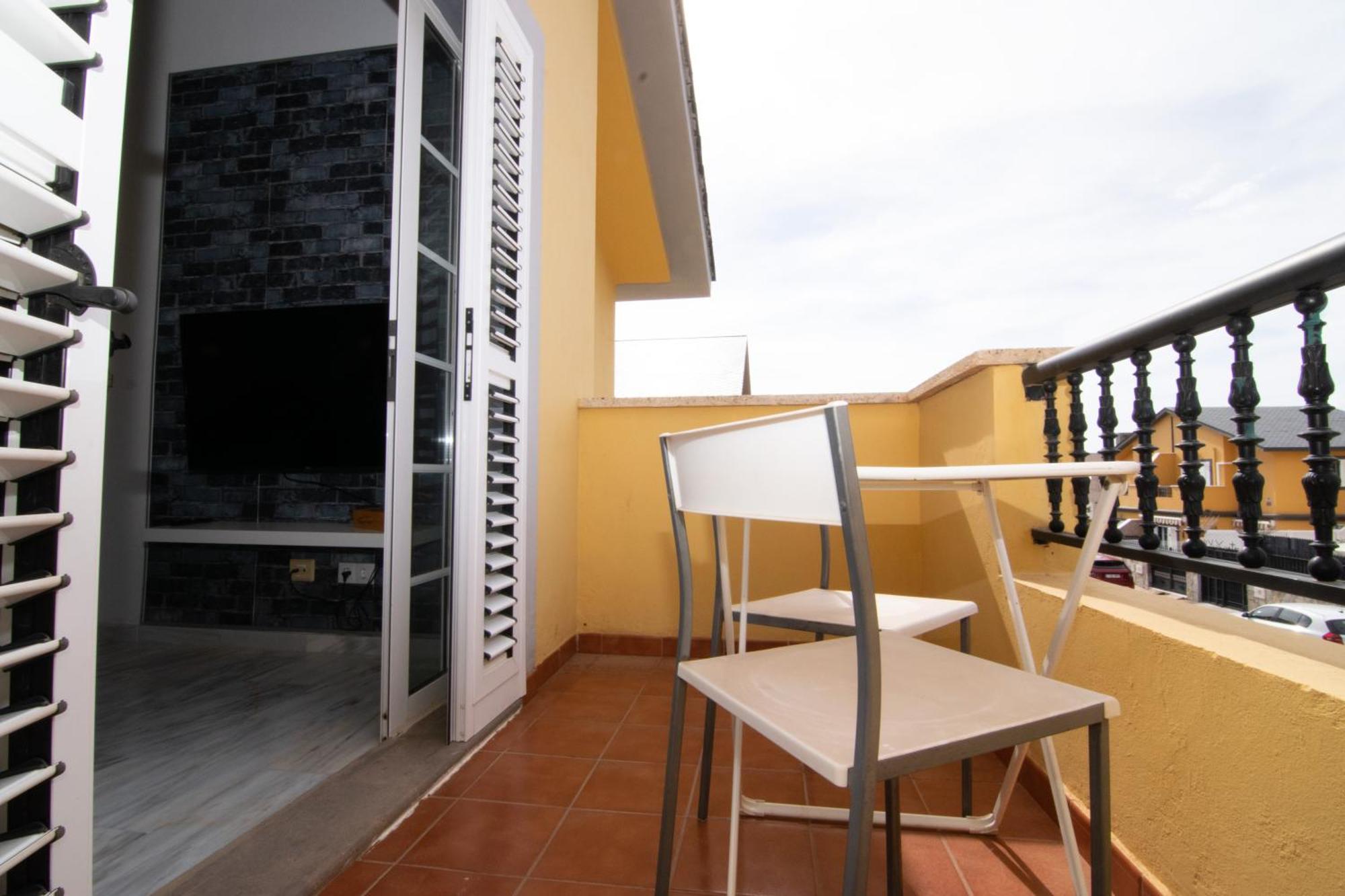 The Safe Point Suites Castillo Кастильо-дель-Ромераль Экстерьер фото